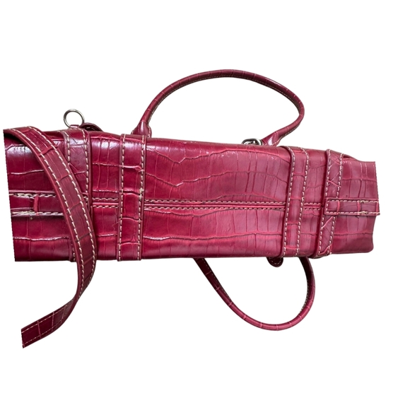 Smaller Sized Snakeskin Designer Purse - Picture 5 of 7